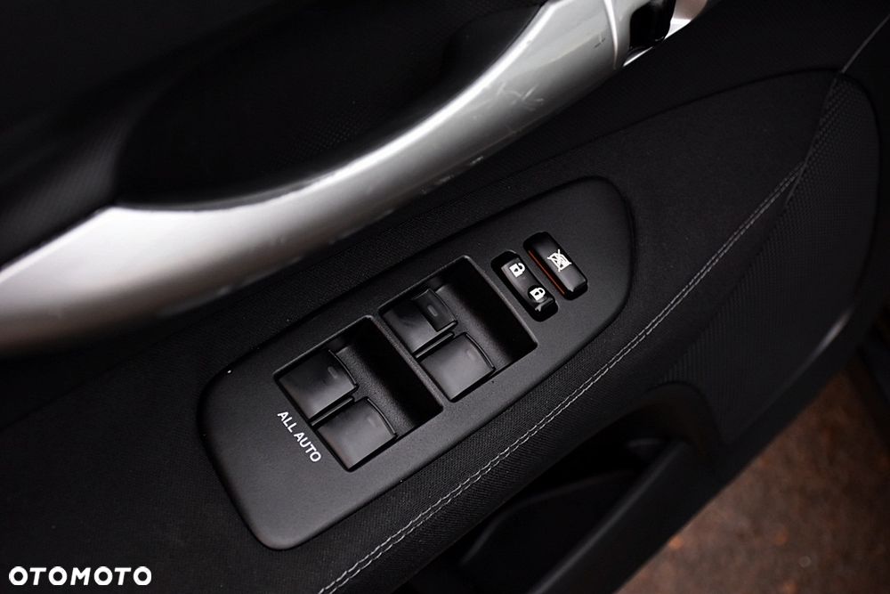 Toyota Auris 1.6 Edition - 25