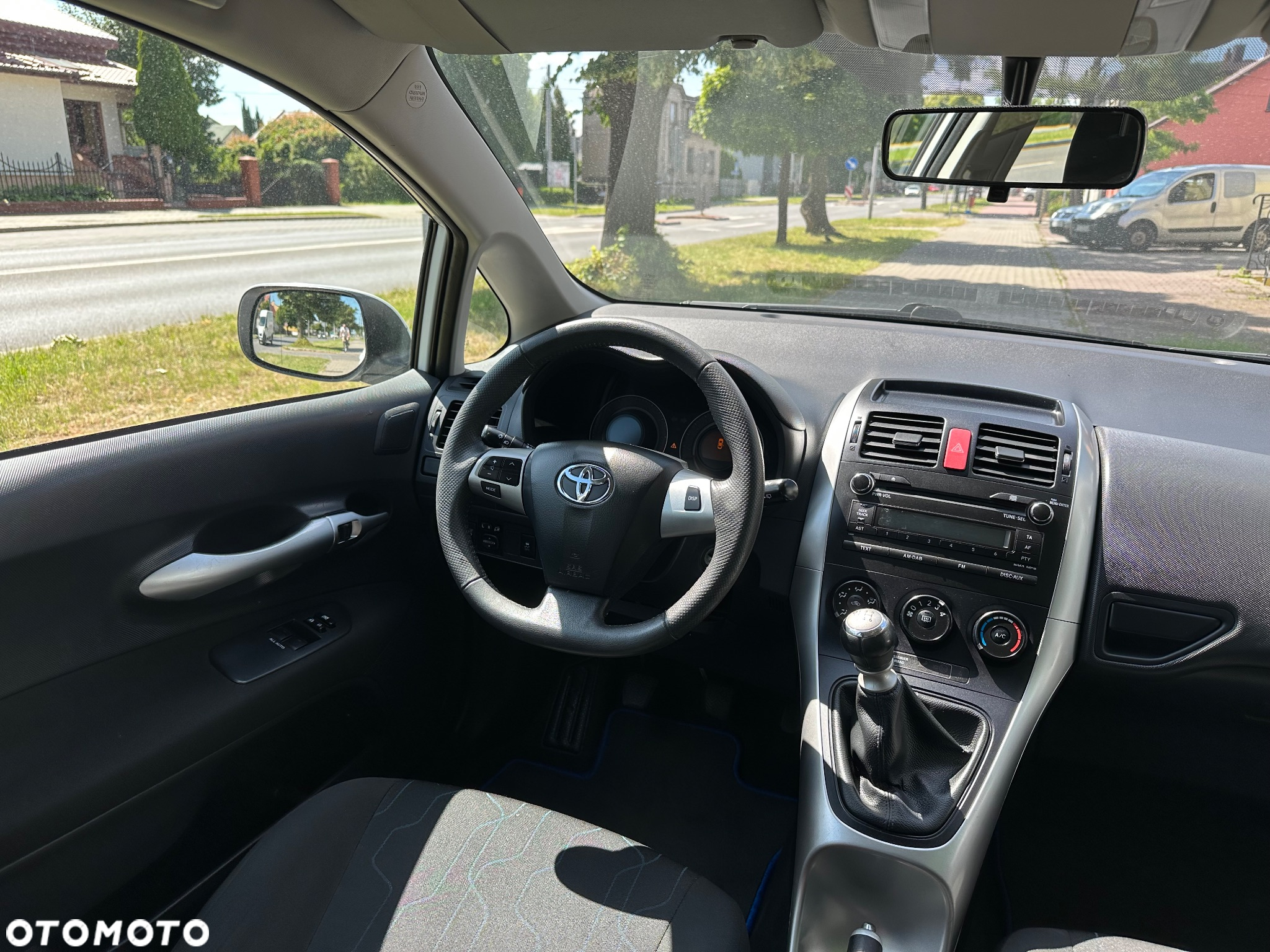 Toyota Auris - 21