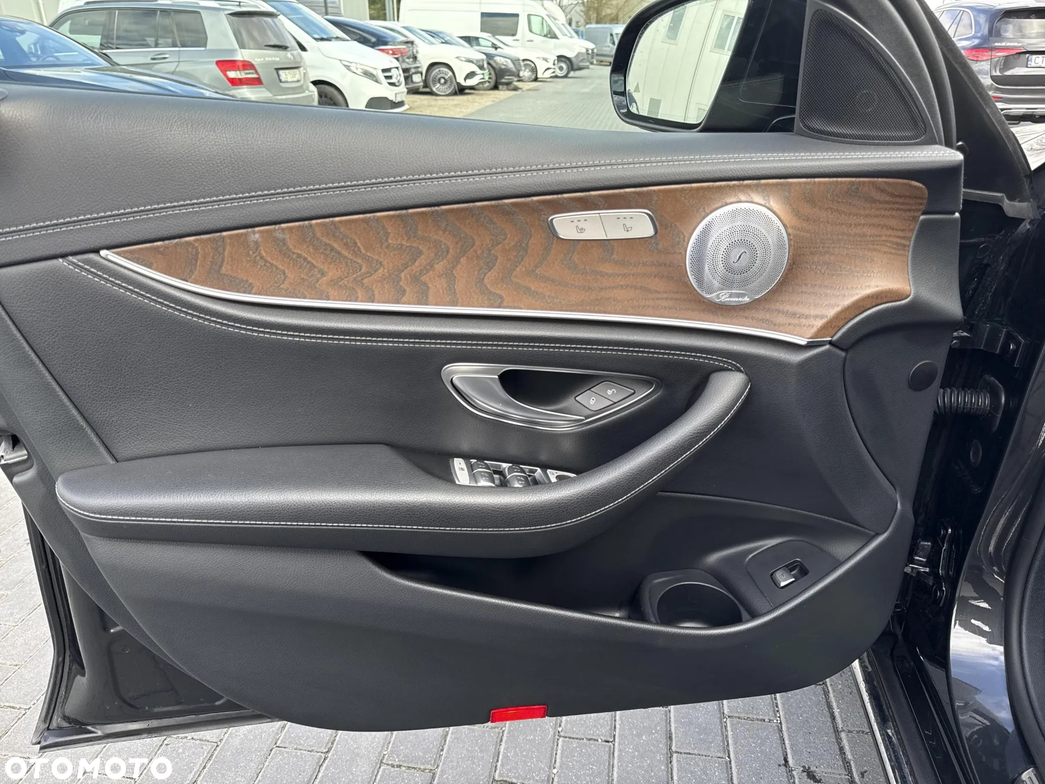 Mercedes-Benz Klasa E 220 d 4Matic T All-Terrain 9G-TRONIC Avantgarde - 10