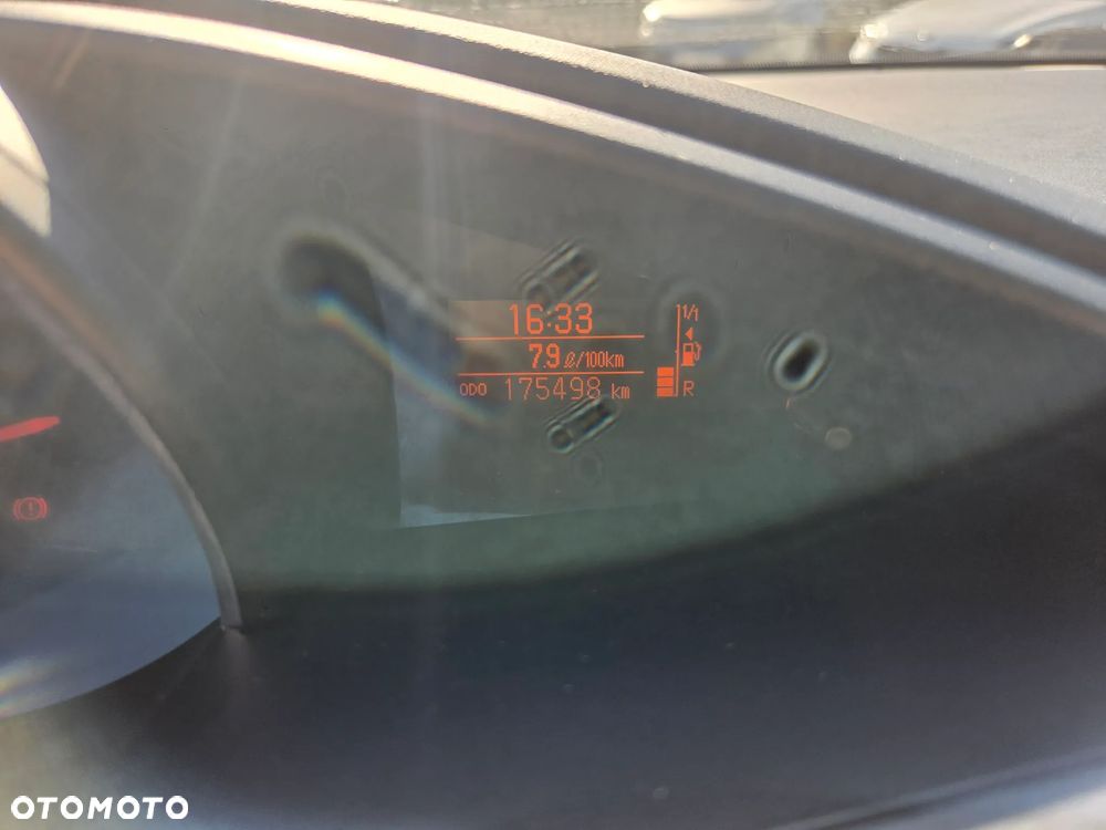 Toyota Verso 1.8 Premium - 8