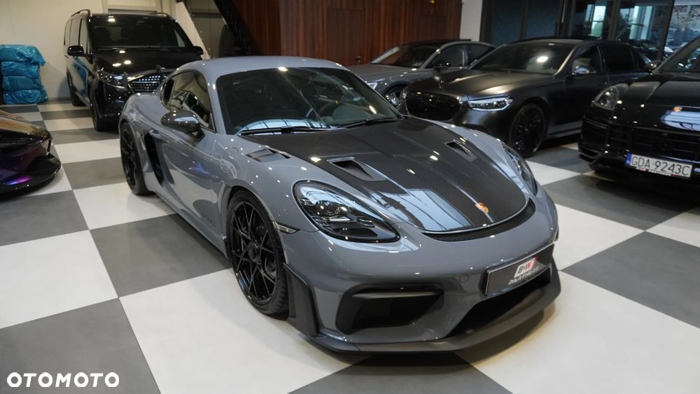 Porsche 718 Cayman GPF GT4 RS PDK - 2