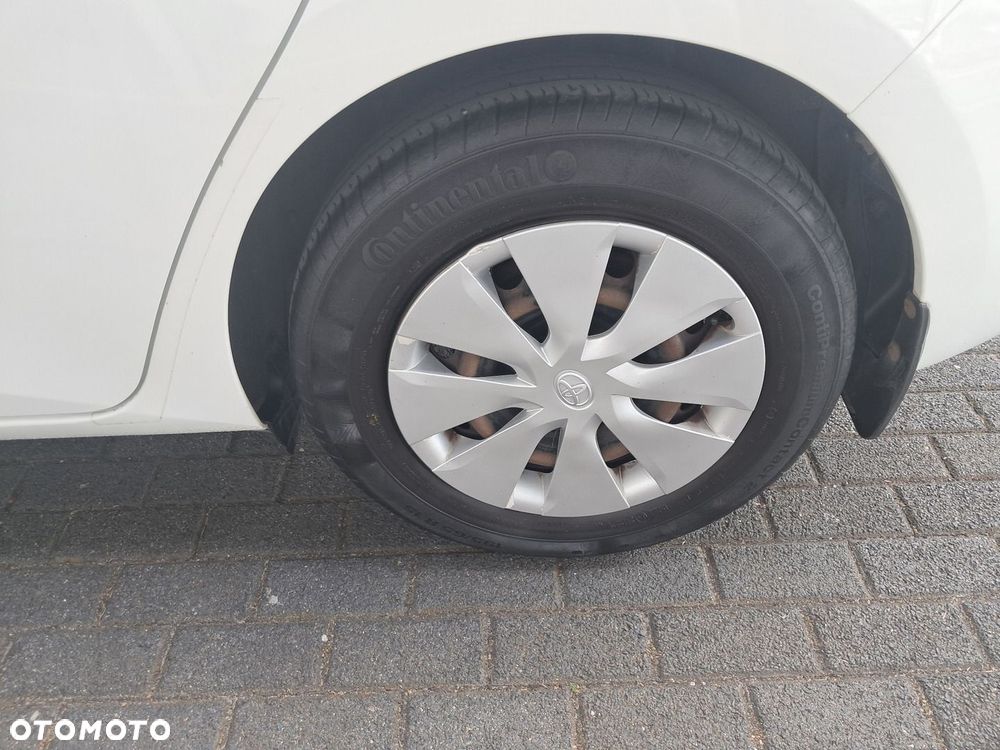 Toyota Auris 1.33 VVT-i Active - 20