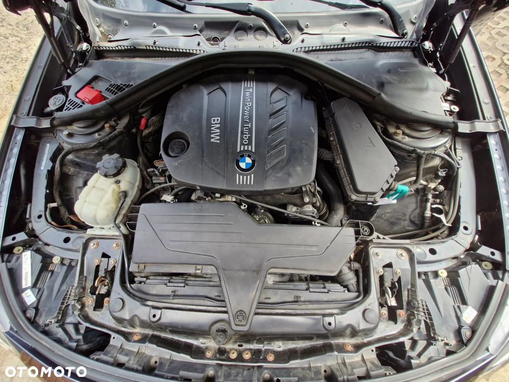 BMW 3GT ver-325d-blue-performance-sport-line - 38