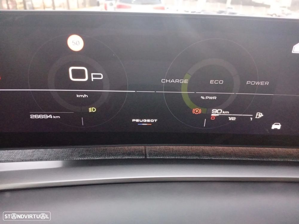 Peugeot 5008 1.2 Hybrid Allure e-DCS6 - 13
