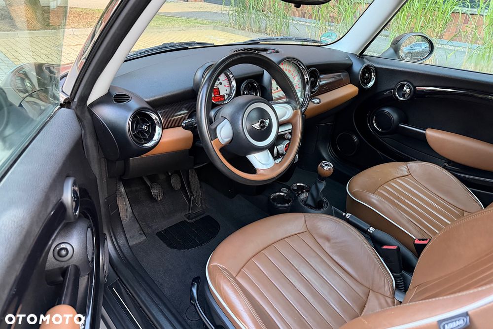 MINI Cooper 50 Mayfair - 32