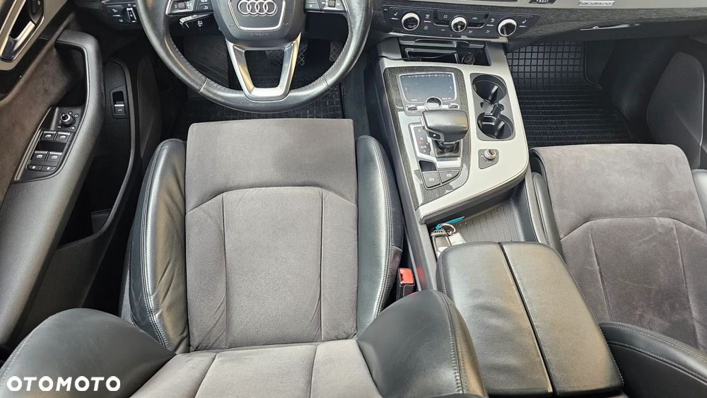Audi Q7 - 34