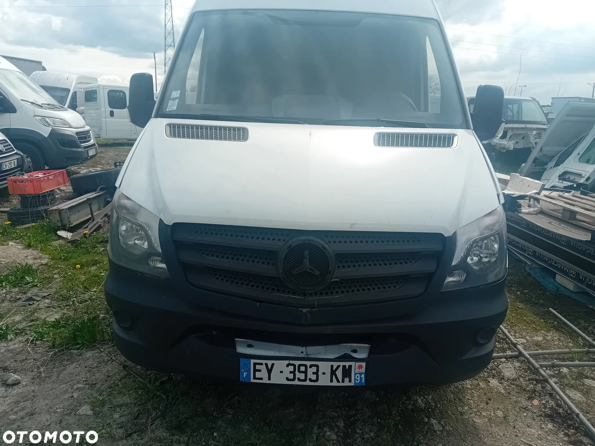 Mercedes-Benz Sprinter - 2