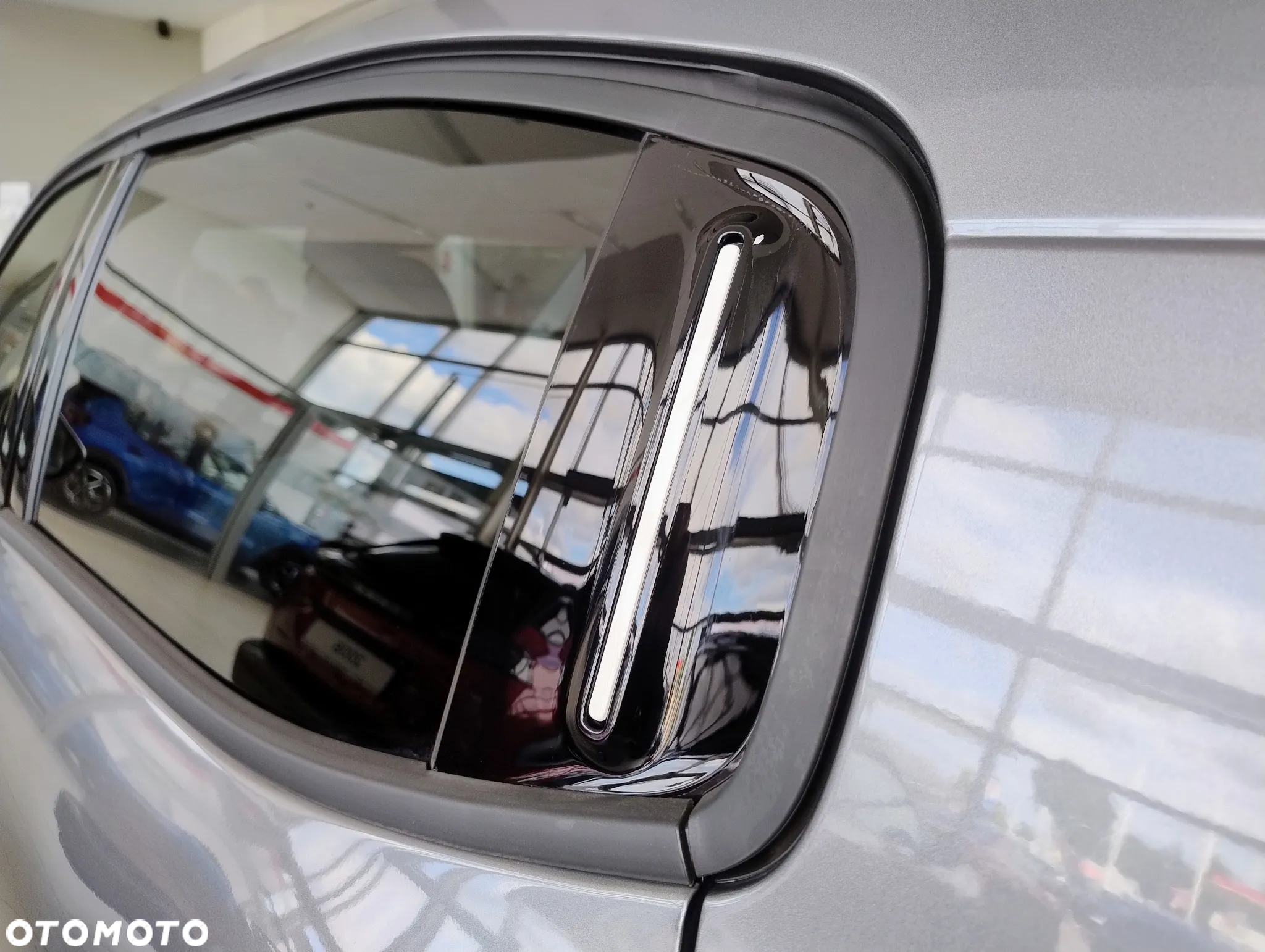 Citroën C3 Aircross 1.2 mHEV Plus S&S eDCT6 - 8