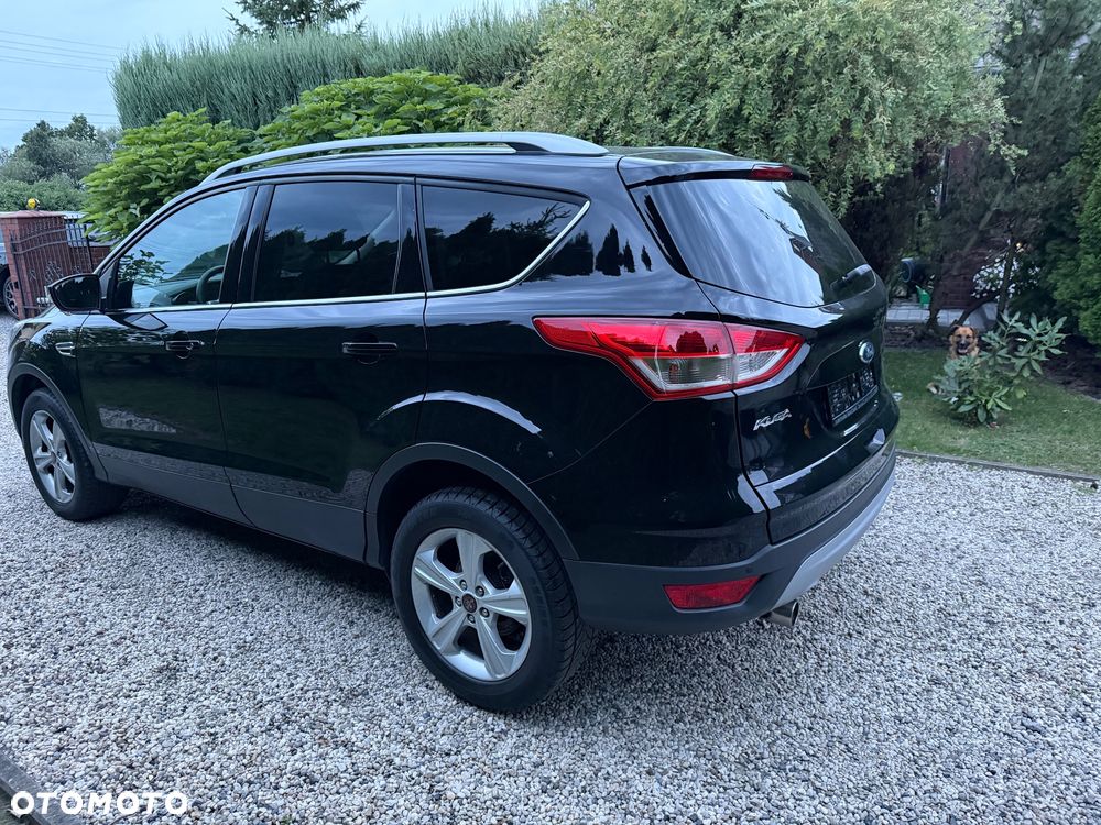 Ford Kuga - 4