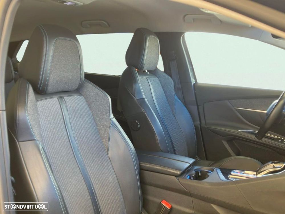 Peugeot 5008 1.5 BlueHDi Allure Pack EAT8 - 14