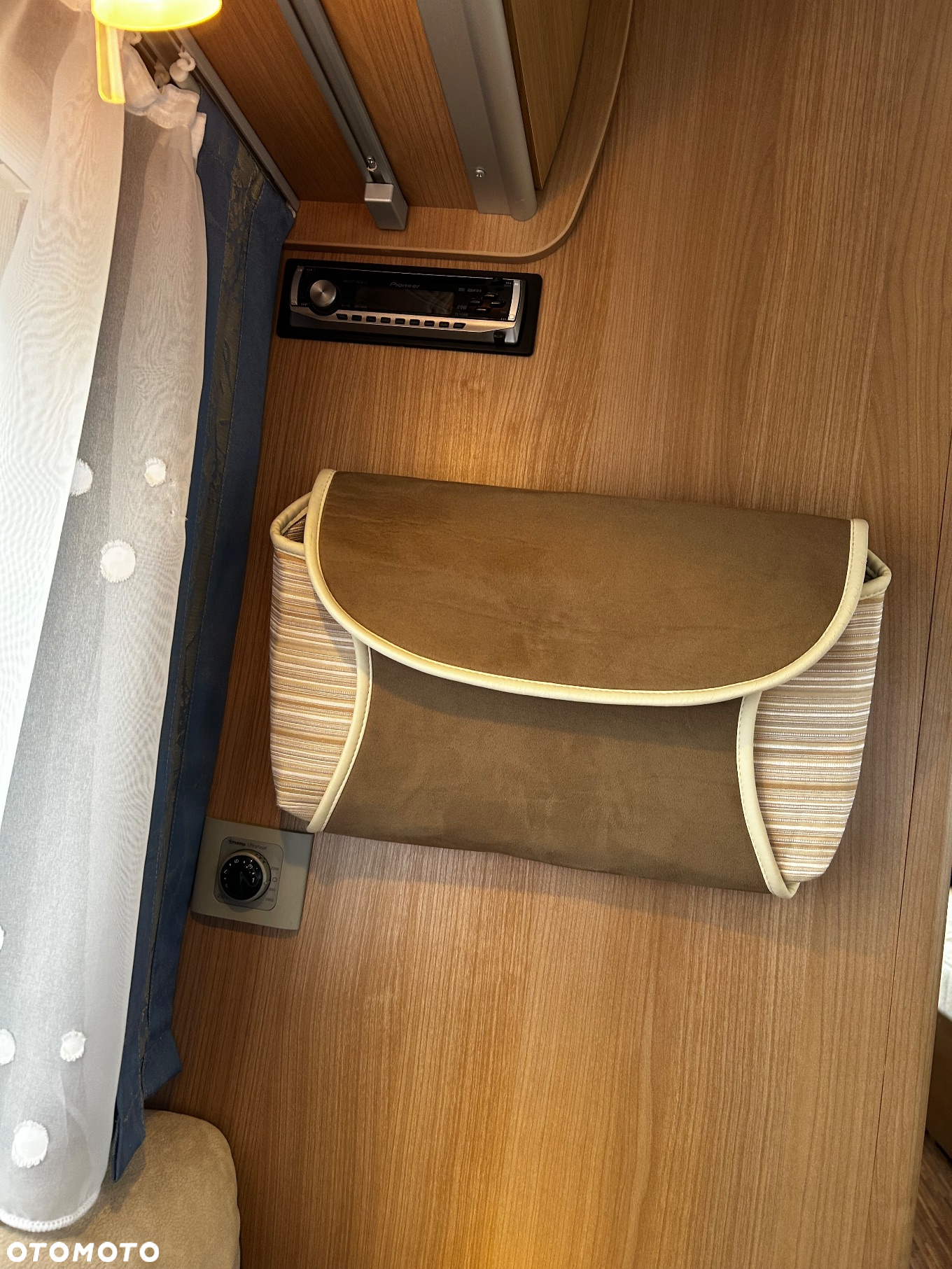 Burstner Averso 500TL - 12