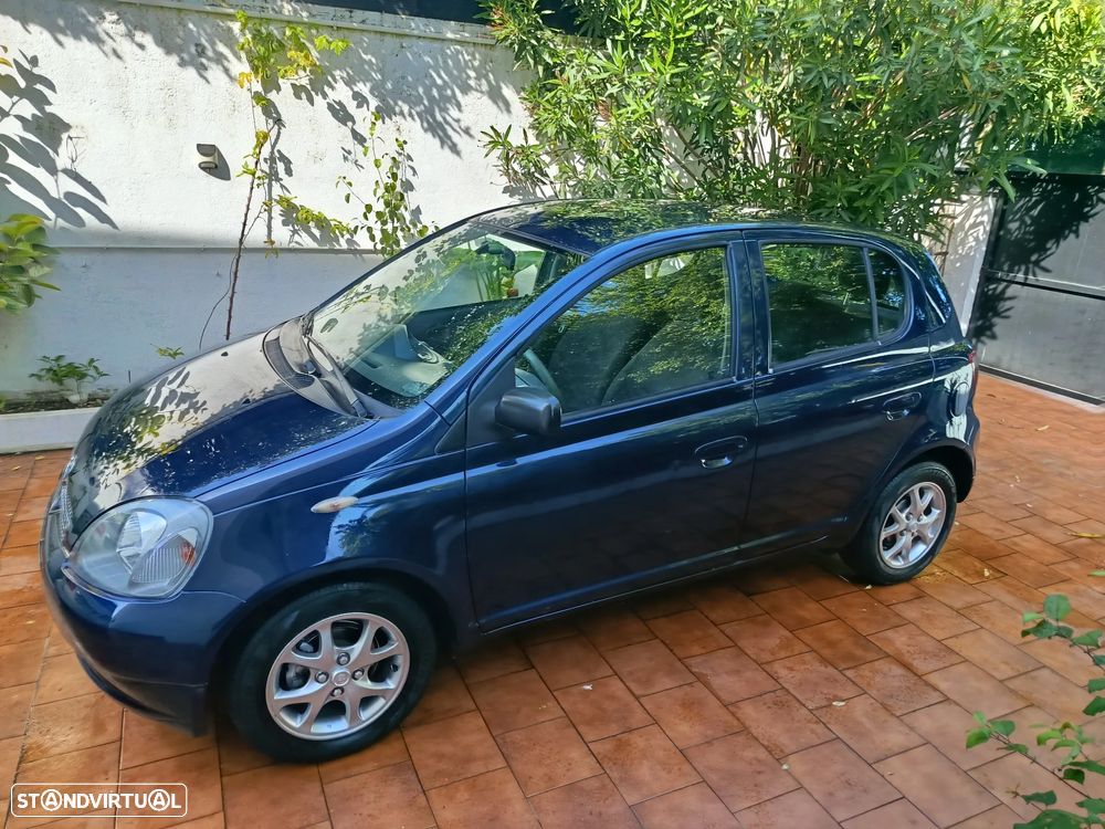 Toyota Yaris 1.0 Sol - 11