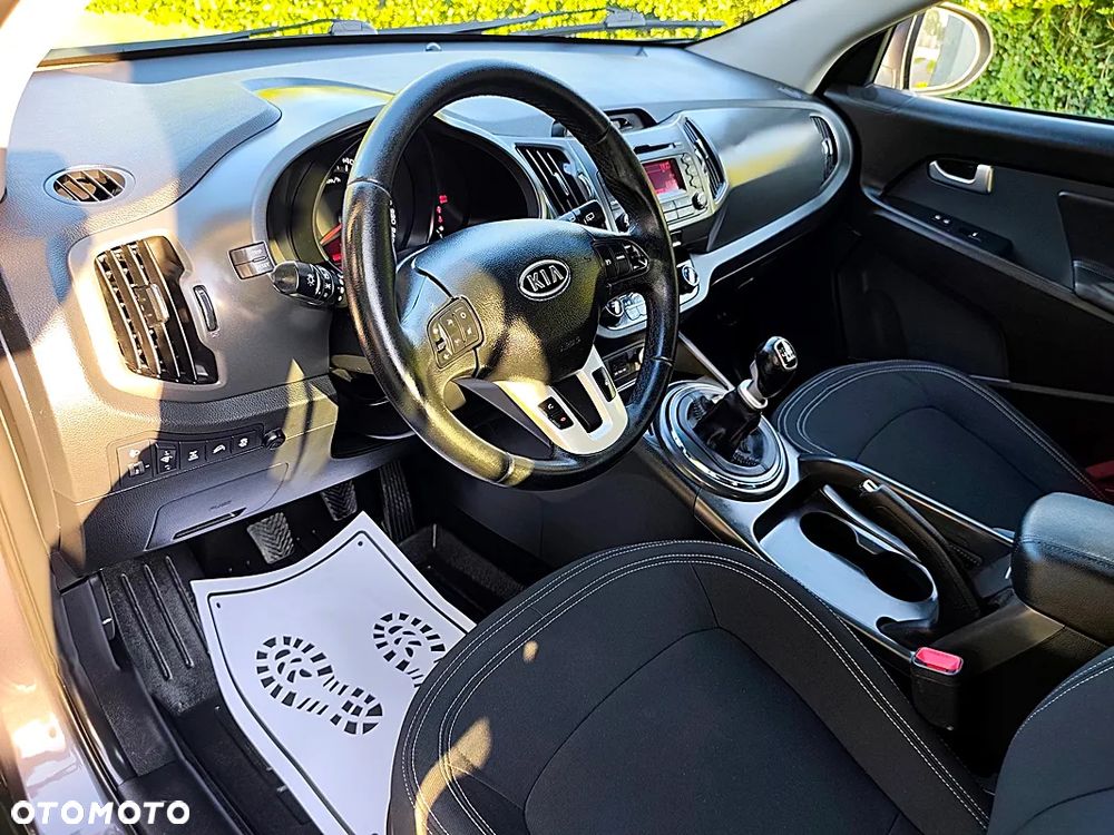 Kia Sportage 2.0 CRDI 4WD Dream-Team Edition - 10