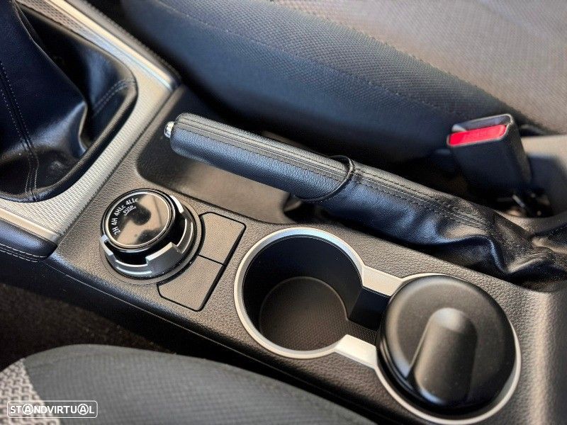 Mitsubishi L200 2.3 DI-D Strakar CD Connect Edition 4WD - 34