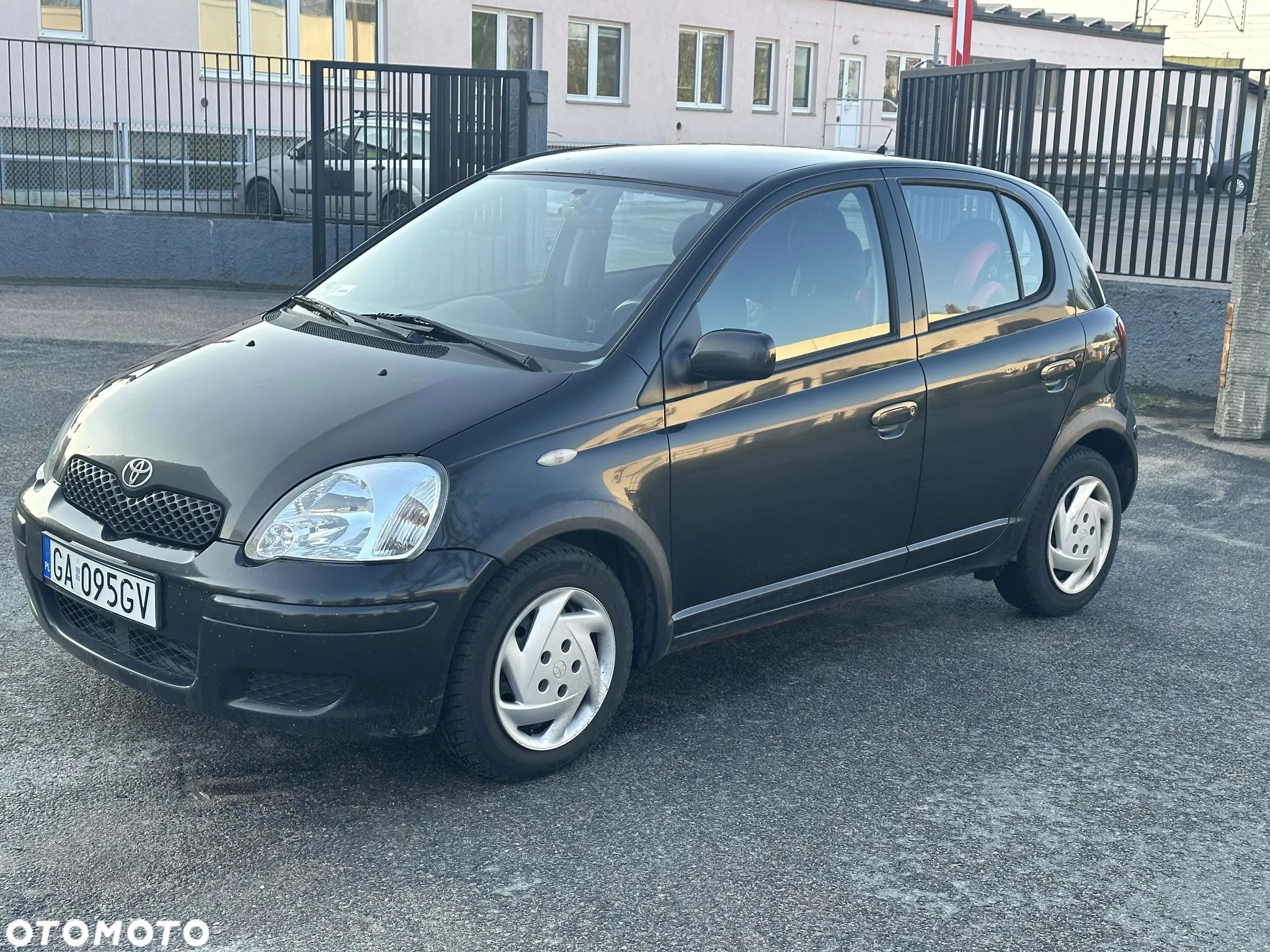 Toyota Yaris 1.3 - 1