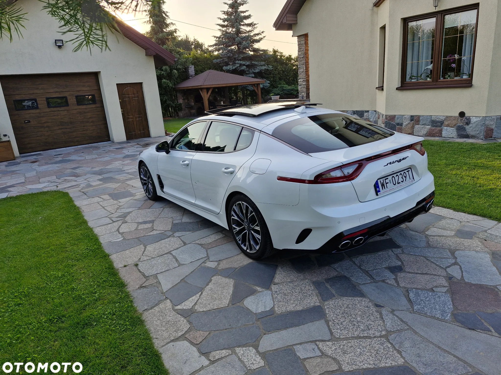 Kia Stinger 2.0 T-GDI GT Line - 16