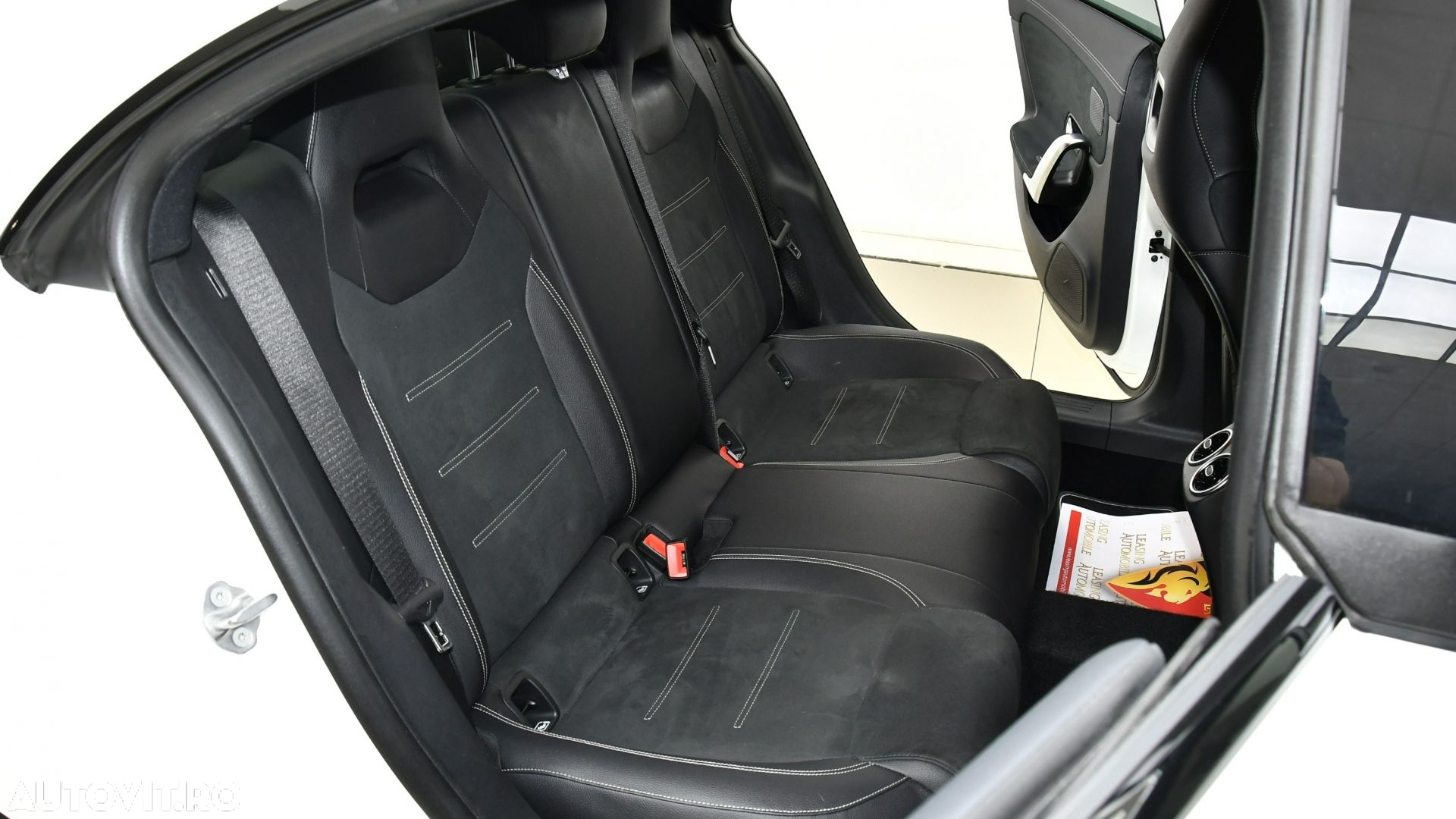 Mercedes-Benz CLA 250 e 8G-DCT AMG Line - 10