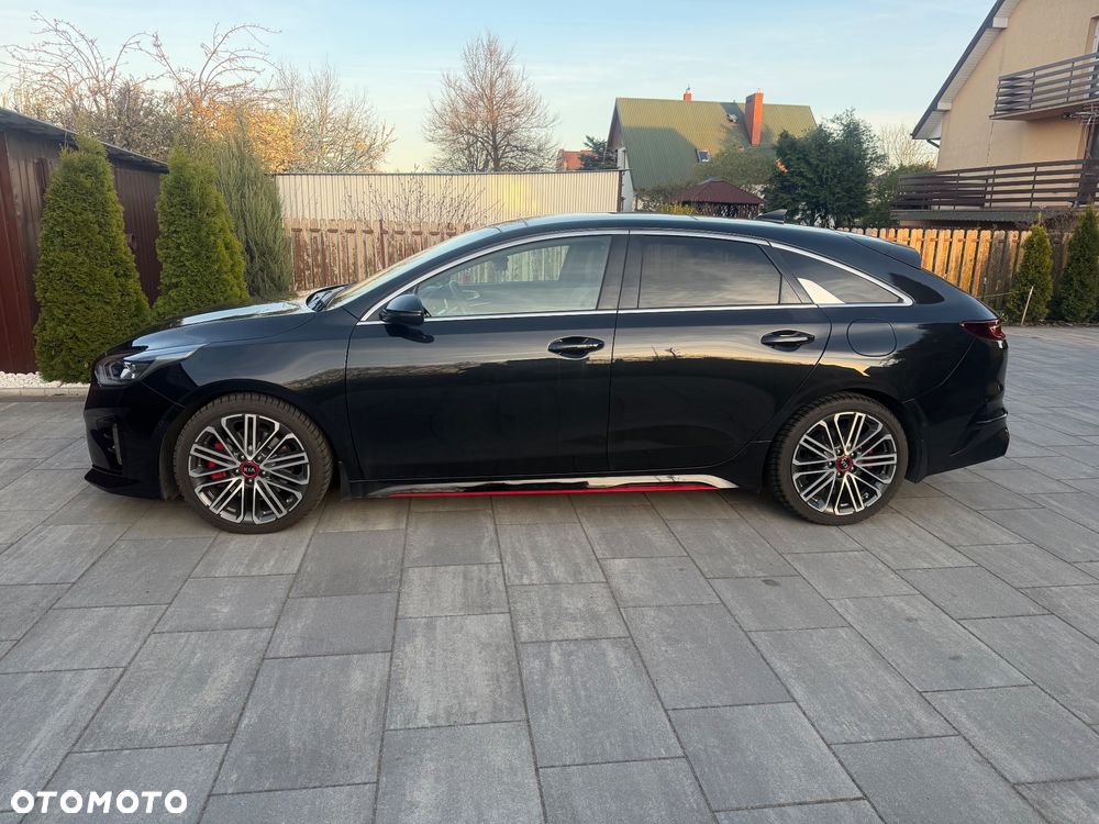 Kia ProCeed 1.6 T-GDI GT DCT - 1