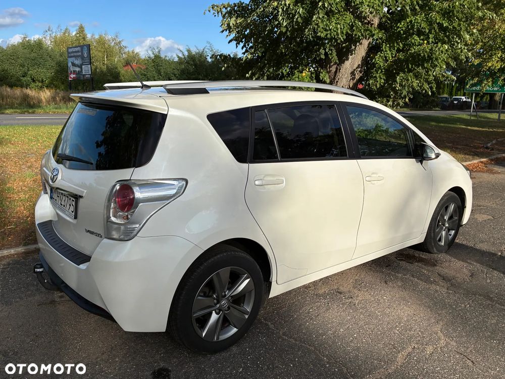 Toyota Verso 1.8 Premium EU5 7os - 9