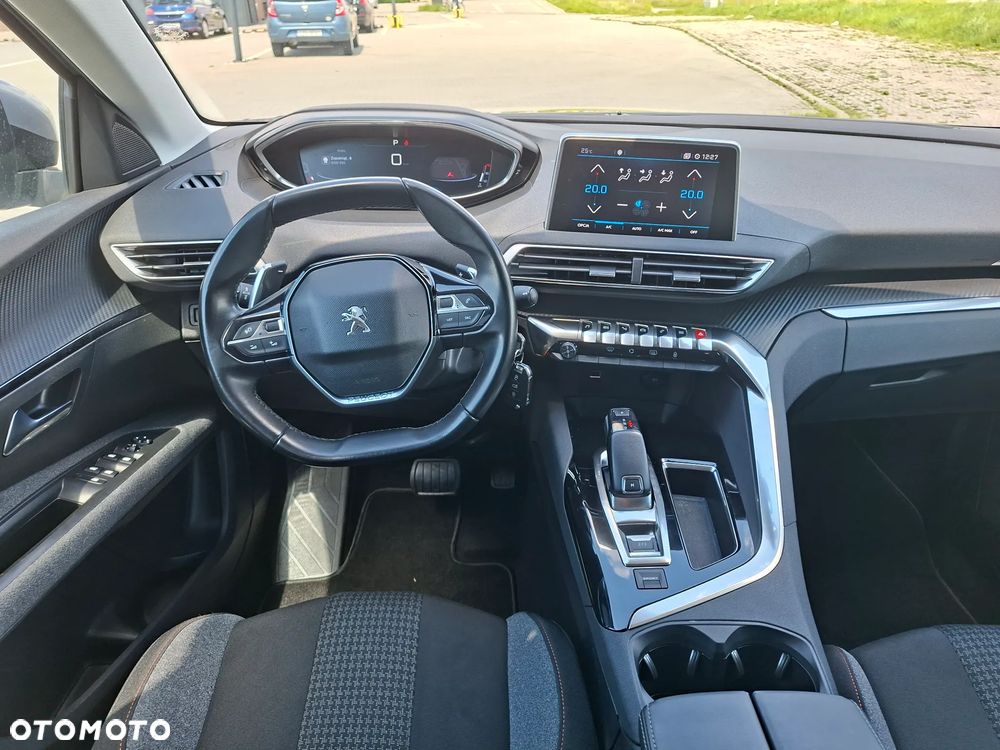 Peugeot 5008 - 28
