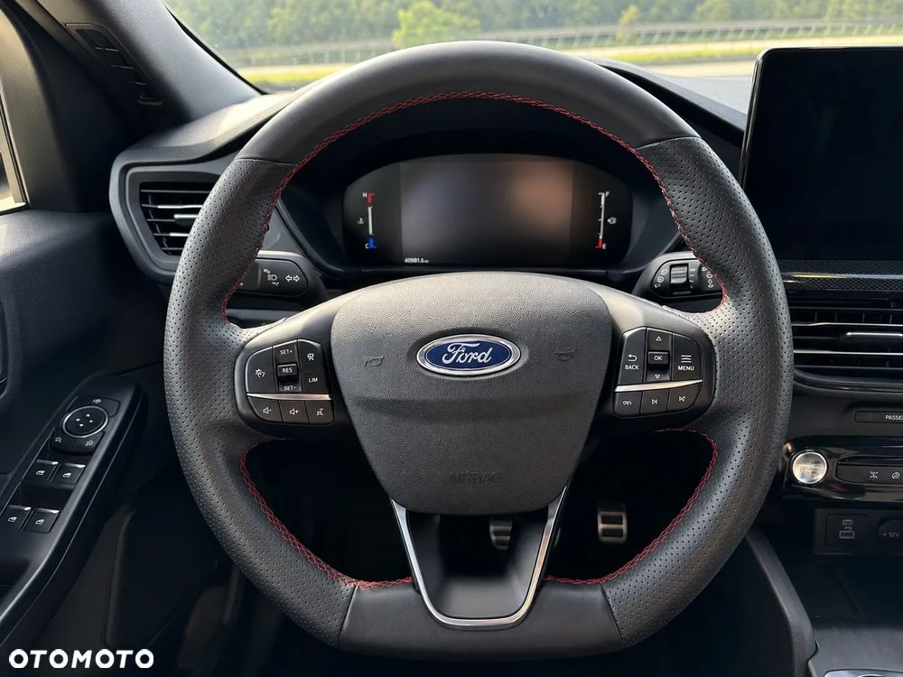 Ford Escape - 16