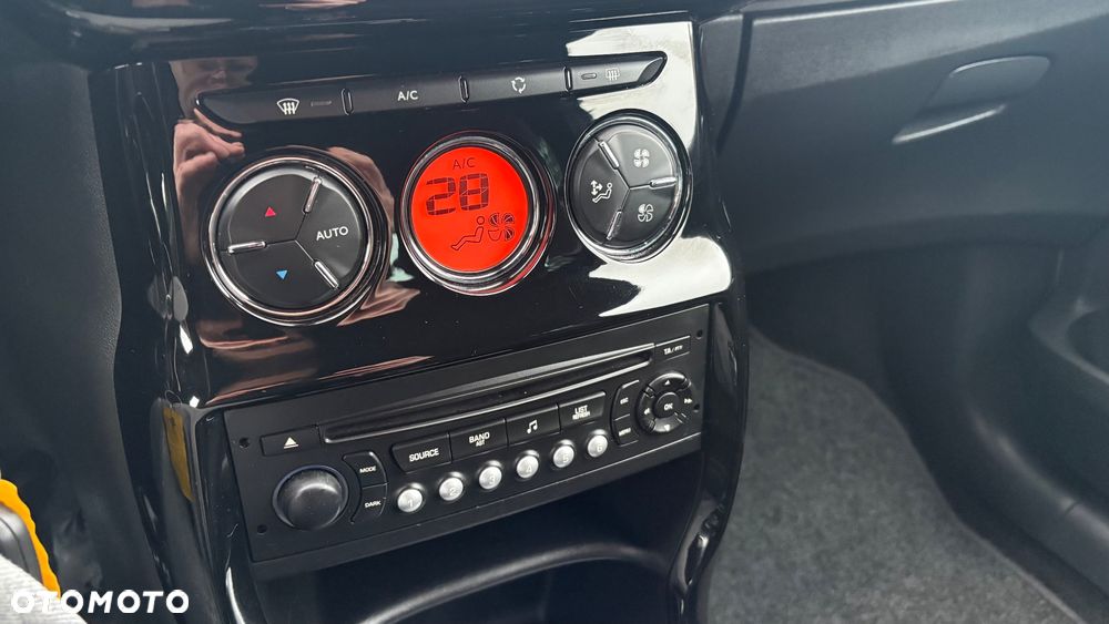 Citroën DS3 VTi 120 Opera Blue - 24