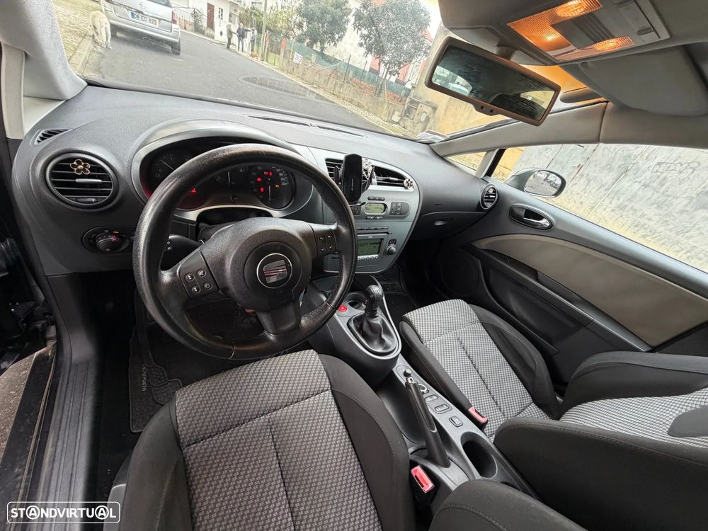 SEAT Leon 1.9 TDI Eco Style - 4