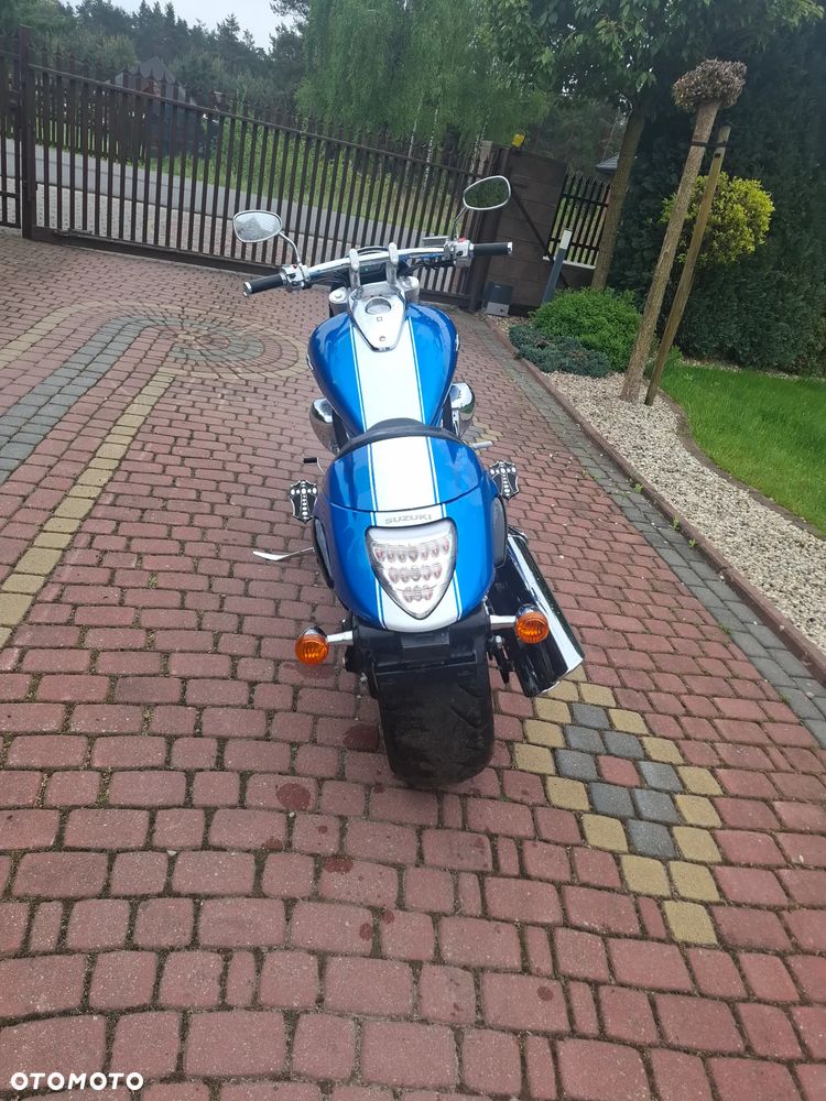 Suzuki Boulevard - 4