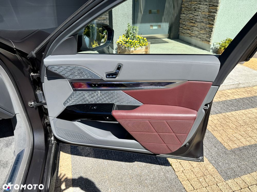 BMW Seria 7 740d xDrive mHEV sport - 18