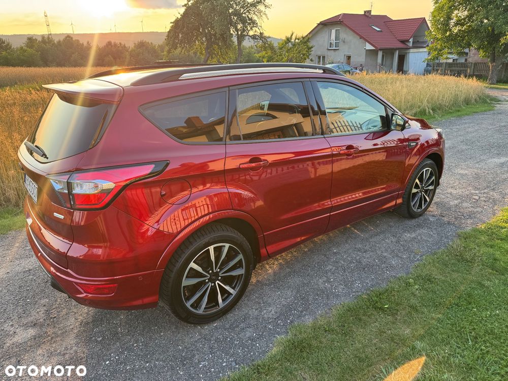 Ford Kuga 1.5 EcoBoost 2x4 ST-Line - 15