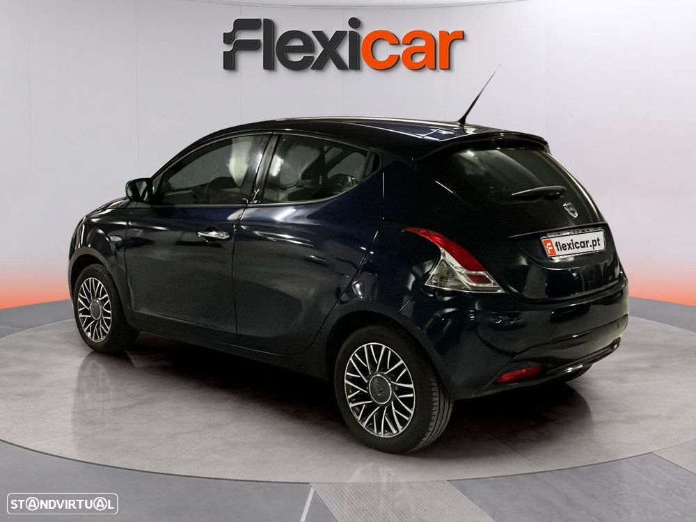 Lancia Ypsilon - 3