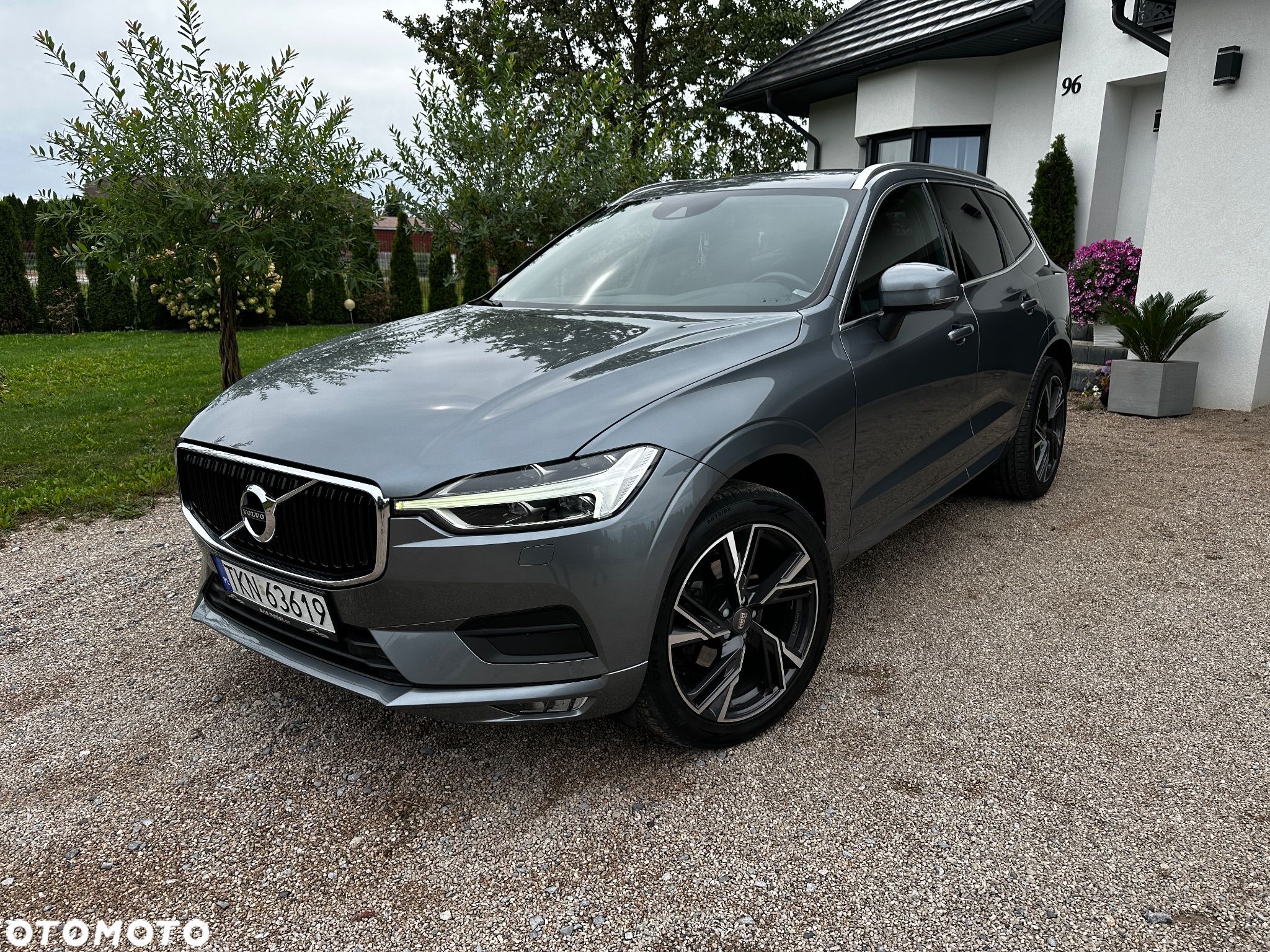Volvo XC 60 D4 Geartronic Momentum - 1
