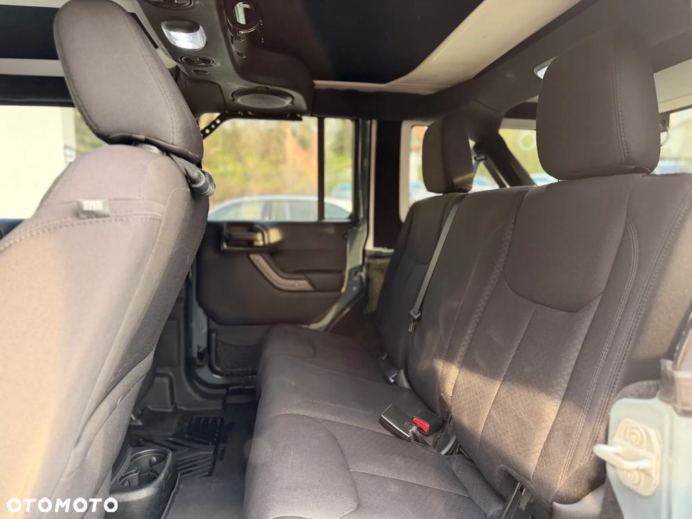 Jeep Wrangler - 20