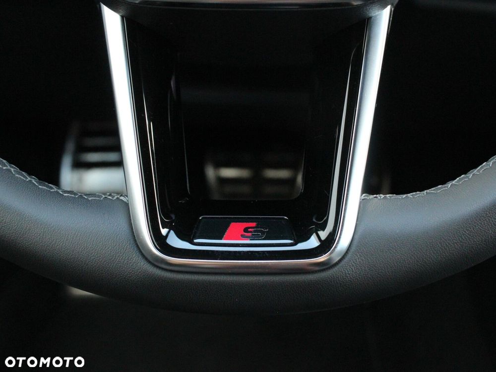 Audi A8 - 21