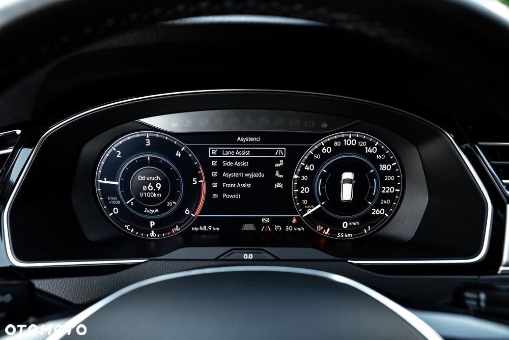 Volkswagen Passat Variant 2.0 TDI SCR 4Motion DSG Highline - 31