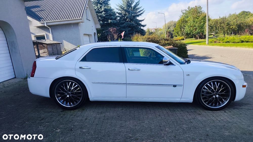 Chrysler 300C 5.7 Automatik - 32