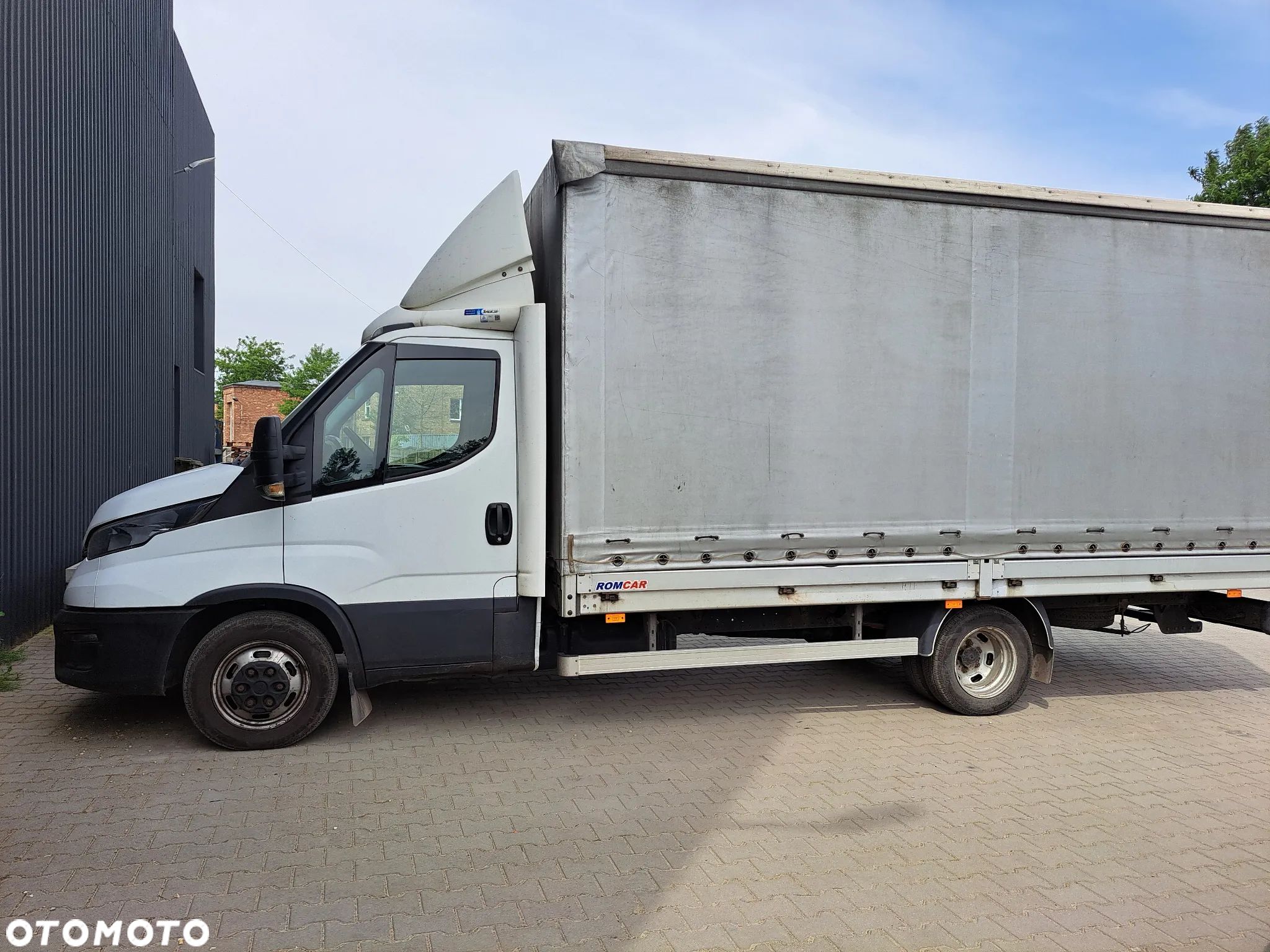 Iveco Daily 35C16 D - 1