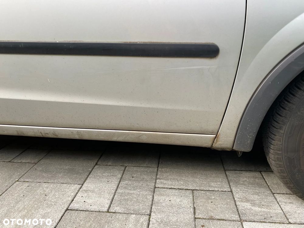 Opel Corsa - 2