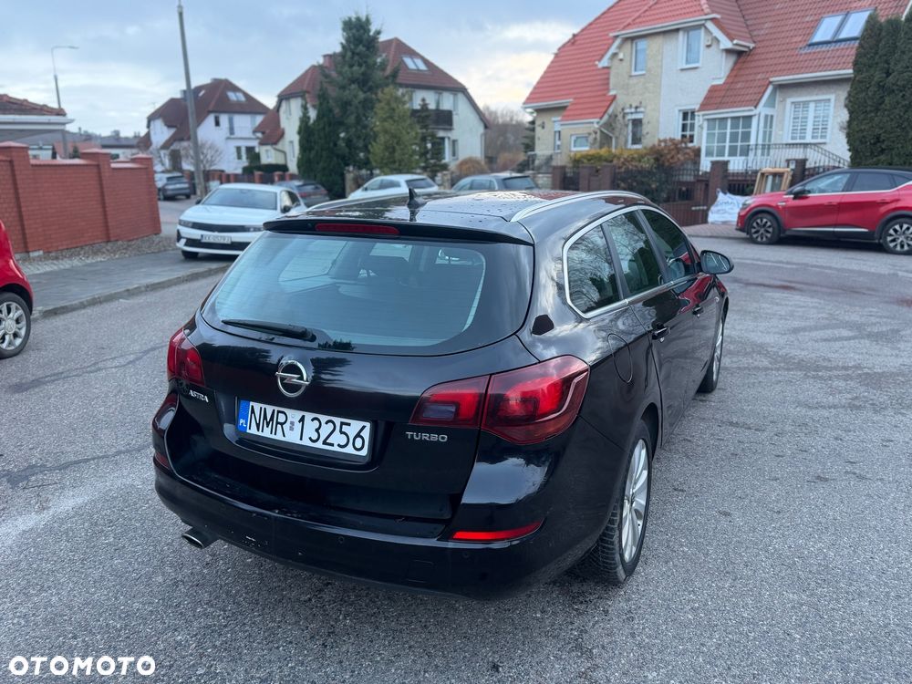 Opel Astra 1.4 T Cosmo - 5