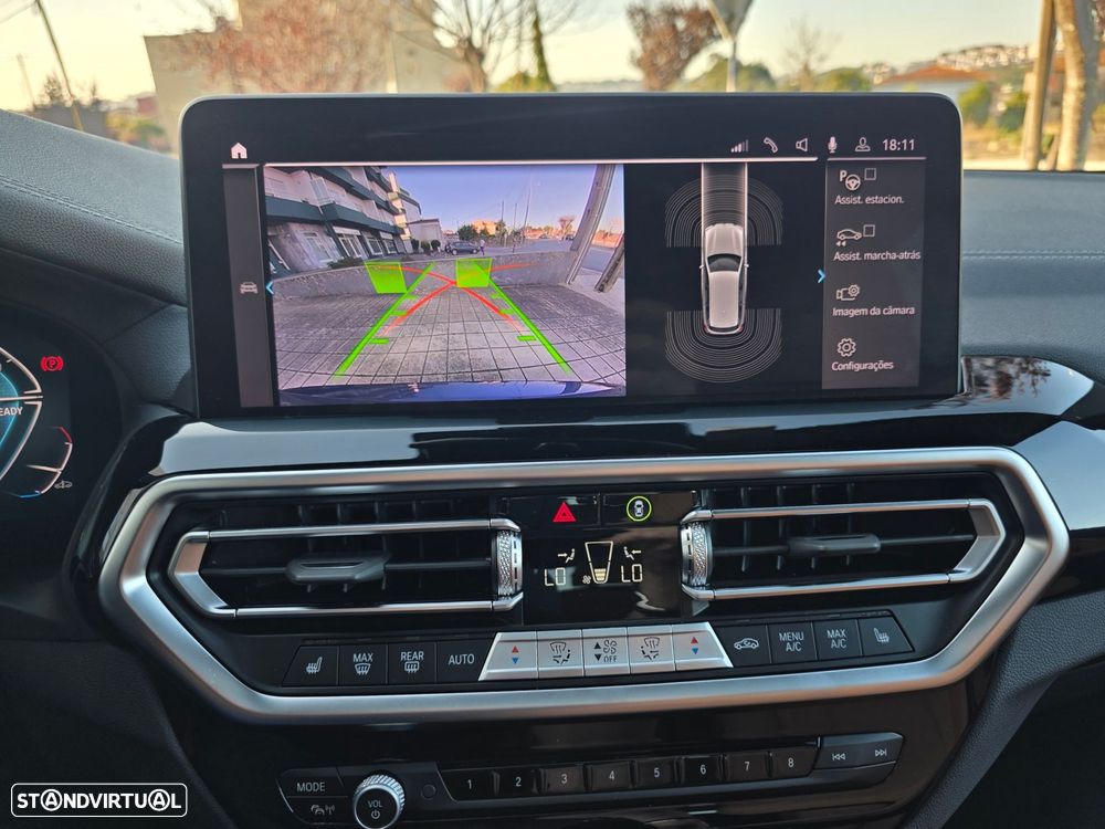 BMW iX3 M Sport Inspiring - 11