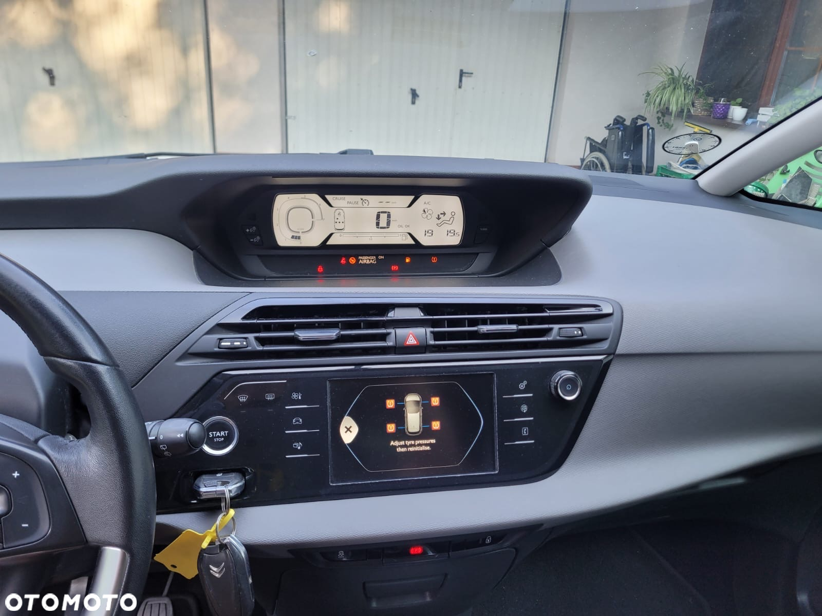 Citroën C4 Picasso e-HDi 115 Business Class - 34