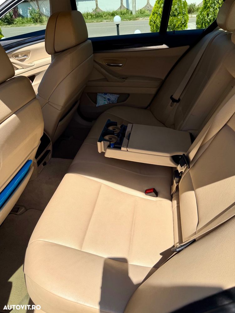 BMW Seria 5 525d Aut. - 8