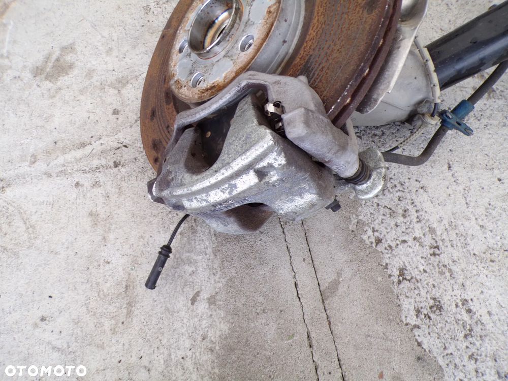 MACPHERSON ZWROTNICA ZACISK AMORTYZATOR BMW X1 U11 - 3