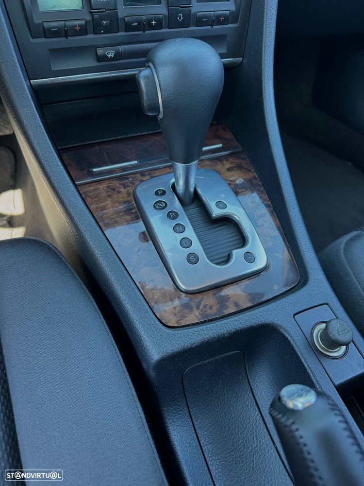 Audi A4 1.9 TDI multitronic - 11