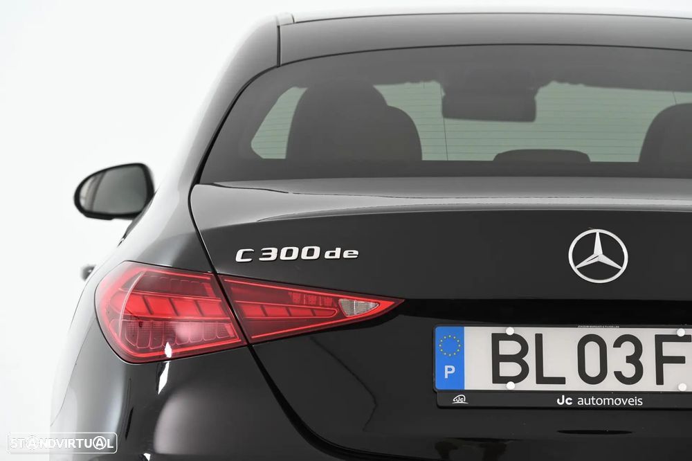 Mercedes-Benz C 300 de AMG Line - 11