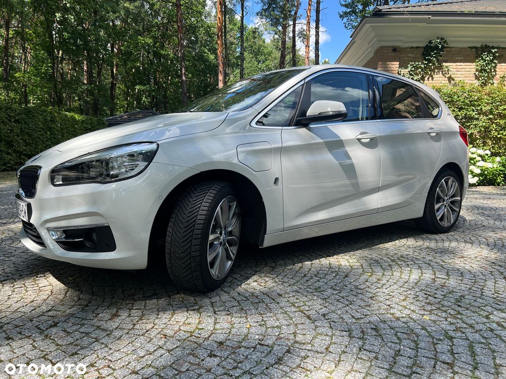 BMW Seria 2 225i xDrive Luxury Line - 4