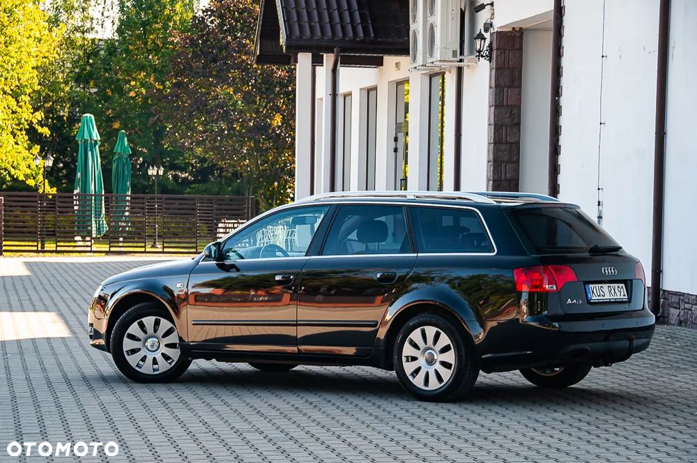 Audi A4 Avant 2.0 TDI - 11