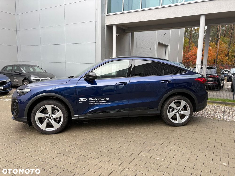 Audi Q5 Sportback - 3