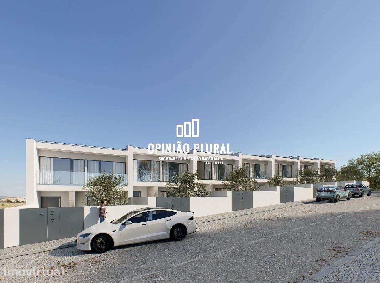 Elegância e Conforto: Moradia T3 nas Casas das Oliveiras - Grande imagem: 2/16