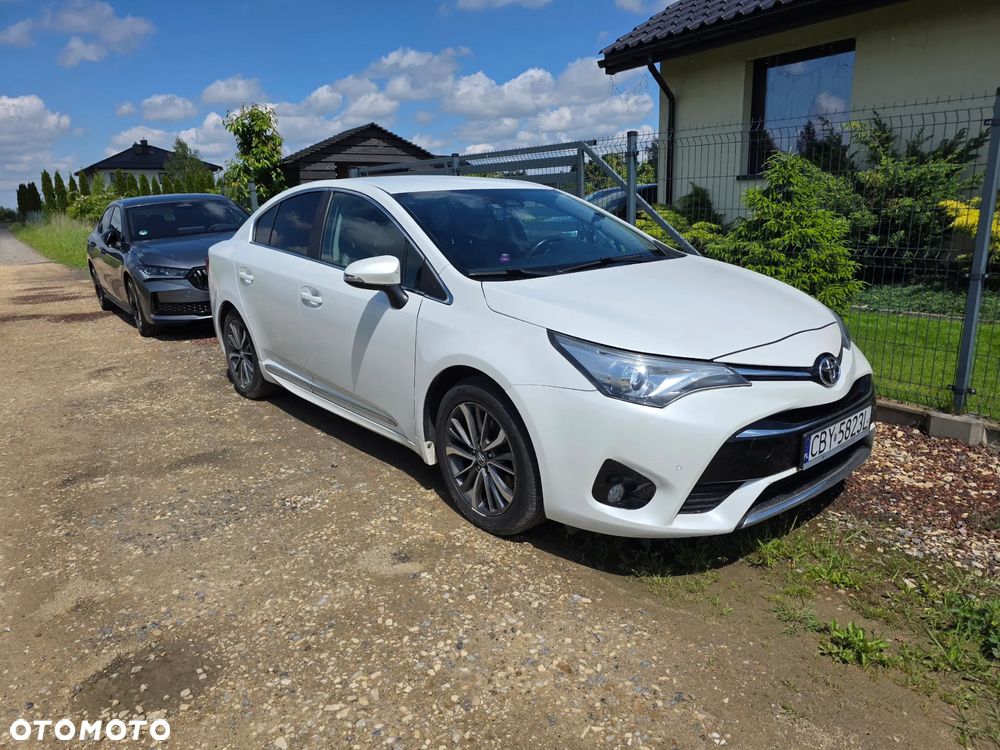 Toyota Avensis 2.0 D-4D Prestige - 1